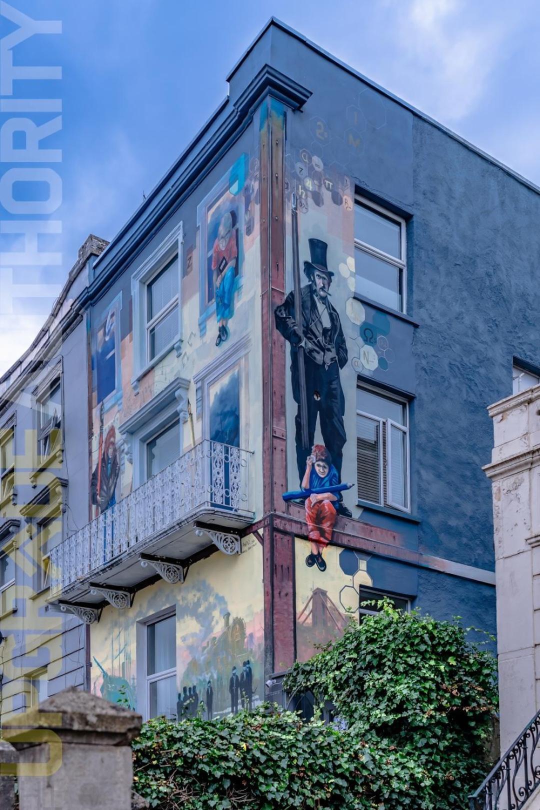 Designer Apt: Cafes, Bistros & Bars Bristol